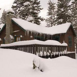 Tamarack Lodge